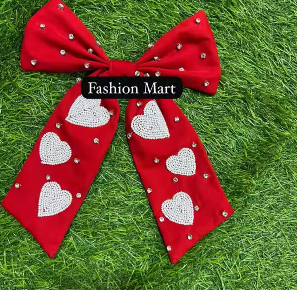Beaded-Alligator-Valentine-Bow