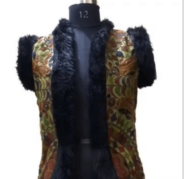 Beaded-Sleeveless-Faux-Fur-Black-Jacket