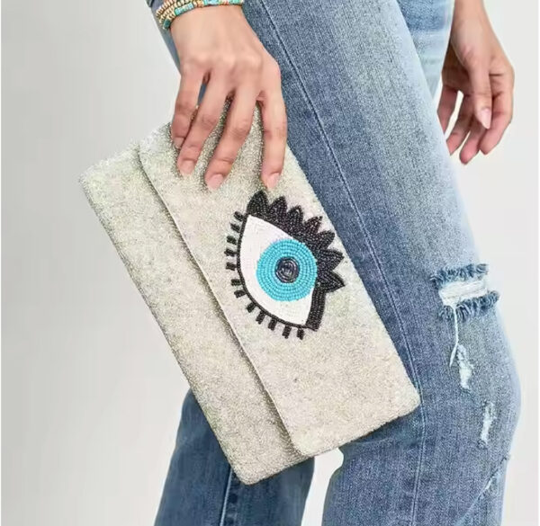 Evil-Eye-Sequin-Beaded-Crossbody-Chain--Clutch